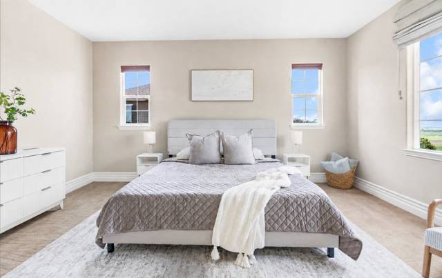 Professionally staged interior, photo 26 of 42