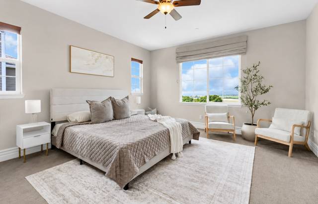 Professionally staged interior, photo 31 of 42